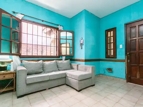 Casa en Venta con 1 cochera