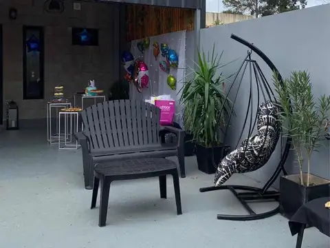 Oficina 2 ambientes con 2 baños