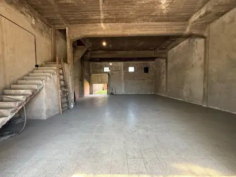 ALQUILER GALPÓN 140 m² CUBIERTOS + TERRENO – SAN FERNANDO
