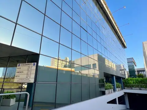Edificio Corporativo sobre panamericana en Venta Vicente Lopez