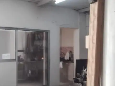 Galpon en Venta en Esquina, USD 250.000