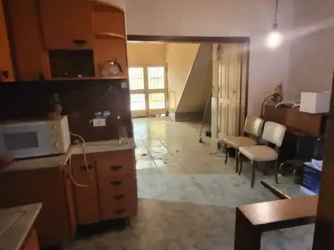 Casa 5 ambientes con 1 baño