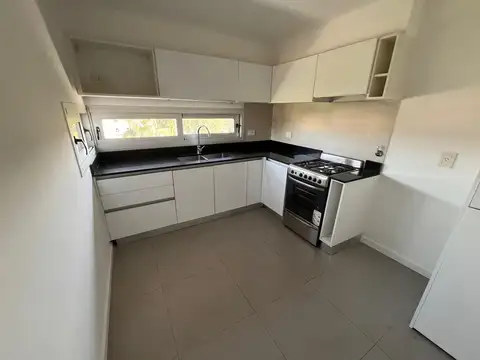 Departamento 5 ambientes con 1 baño