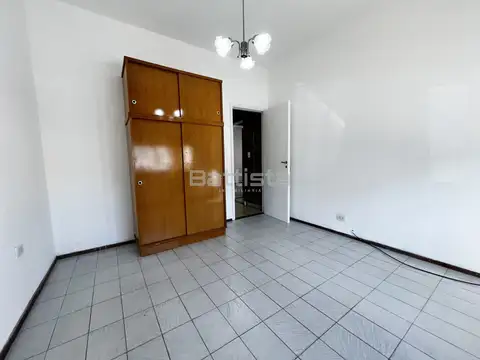 Depto Tipo Casa en Alquiler 45 años
