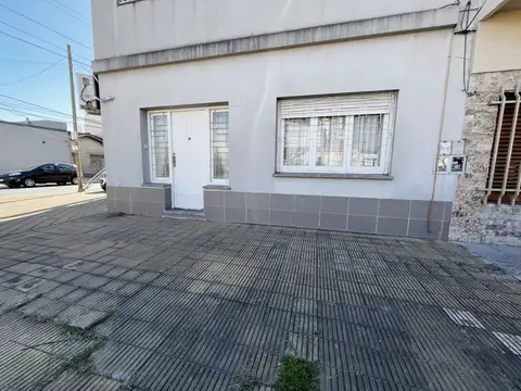TEMPLE 2600