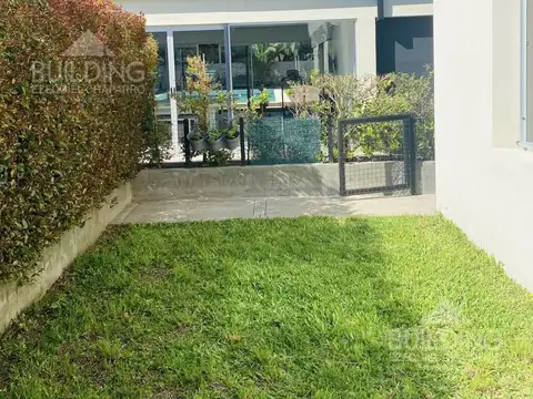 Casa a la venta en Lincoln Park, City Bell, 3 ambientes