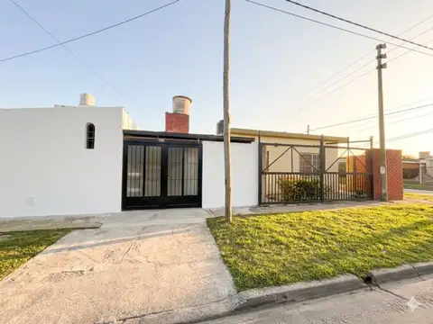 Depto Tipo Casa en Alquiler de 2 dormitorios