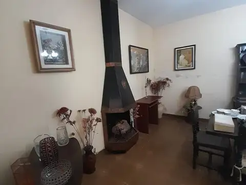 General José Gervasio Artigas 1000, Piso pb