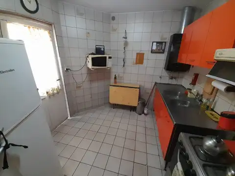 Depto Tipo Casa en Venta en Flores Norte, USD 120.000