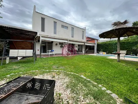 Casa  en Venta en La Cañada de Pilar, Pilar, G.B.A. Zona Norte