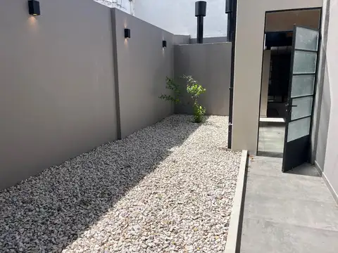 Depto Tipo Casa en Venta de 5 ambientes