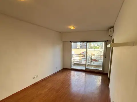 Departamento en Alquiler en Paternal, $ 600.000