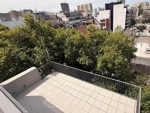 Oficina en Alquiler Triplex con Terraza propia