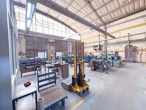 Galpón en venta en Moron ZONA SEMI INDUSTRIAL