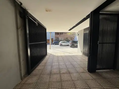 VENTA COCHERA DOBLE  LOMAS DE ZAMORA