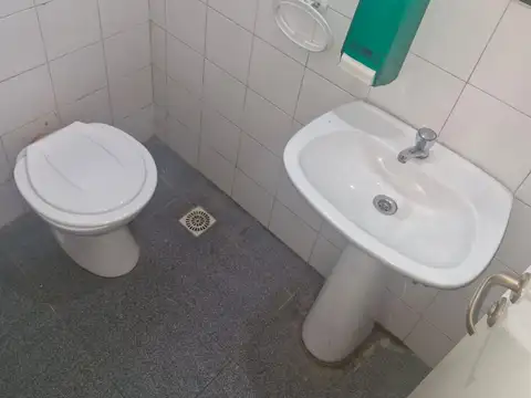 Oficina en Alquiler al Norte