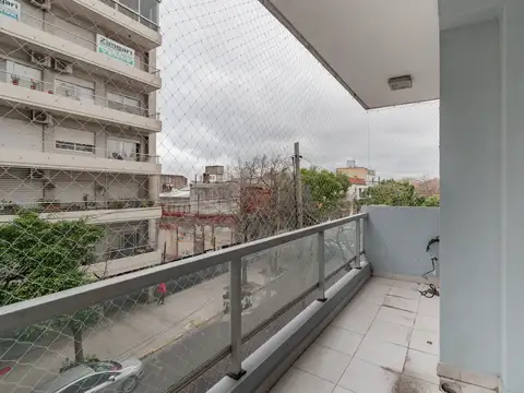 Departamento en Venta en Parque Chacabuco, USD 162.000