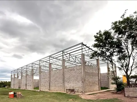 DEPOSITOS/INDUSTRIAS - GALPONES - FONTANA