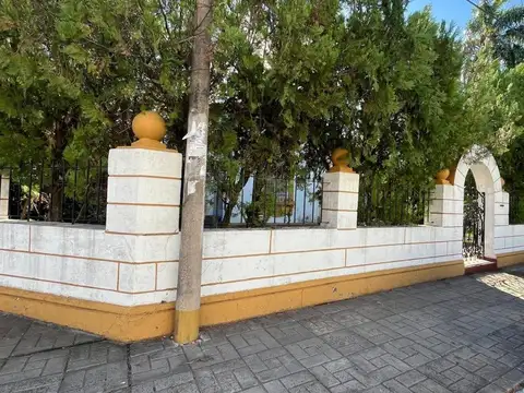 Casona Patrimonial en Venta en Centro de Goya