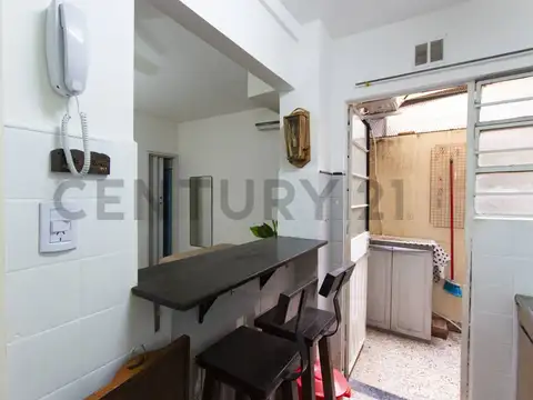 Yerbal 4300, Piso 0