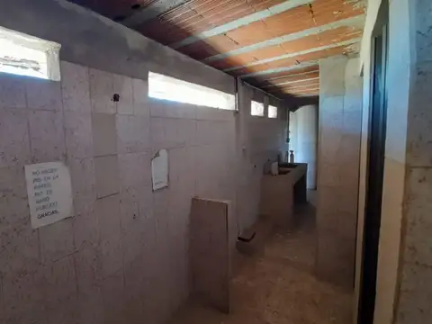 Galpon en Venta 25,15  mts Fondo
