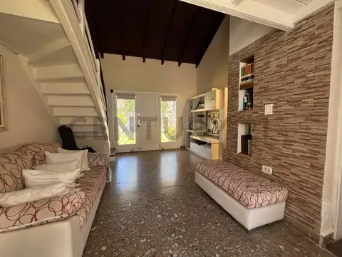 Casa en Venta en Castelar, USD 209.000