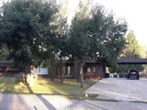 Avenida Juan Pablo II 1600