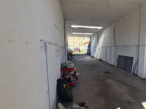 Terreno en Venta en Isidro Casanova, USD 99.000
