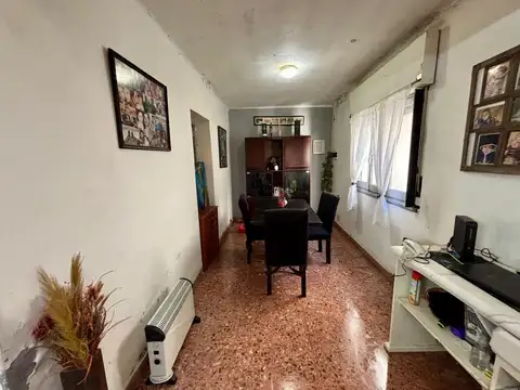 Depto Tipo Casa en Venta 56 años