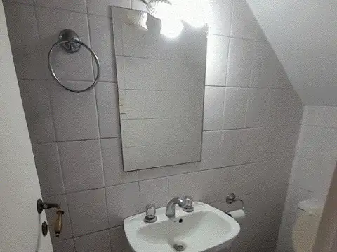 Depto Tipo Casa 3 ambientes con 1 baño