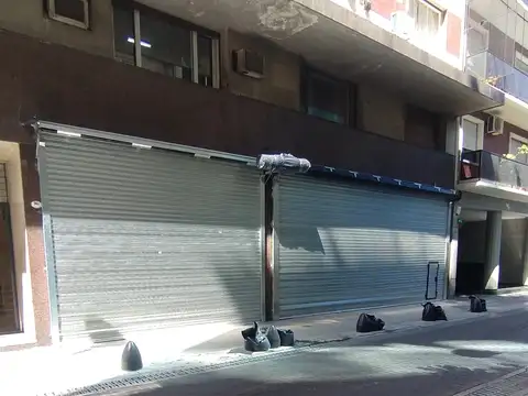 Local en Alquiler Via Púb.