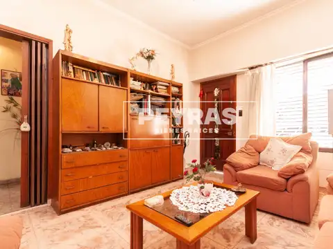 Casa en Venta en Lanús, USD 99.900