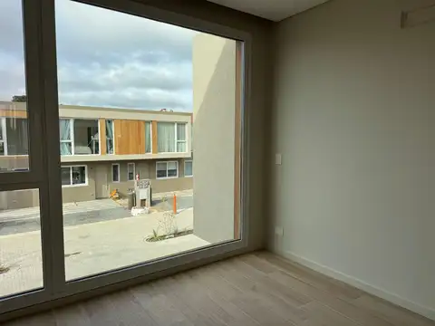 Alquiler - Townhouse en Aldeana Pilar