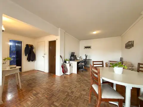 VENTA DEPARTAMENTO PISO COMPLETO 2 DORMITORIOS