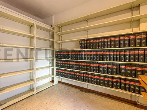 Falucho 1985 1900, Piso 1