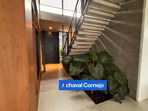 Casa en Puertos, Acacias 4 dormitorios y 2 escritorios, al Agua