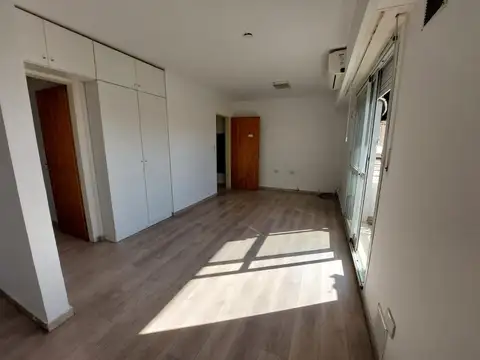 Departamento en Alquiler de 4 ambientes