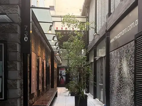 espacio para oficinas gimnasio showroom en la imprenta