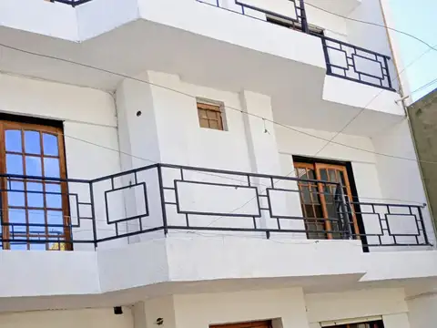 Casa en venta en Luis Agote