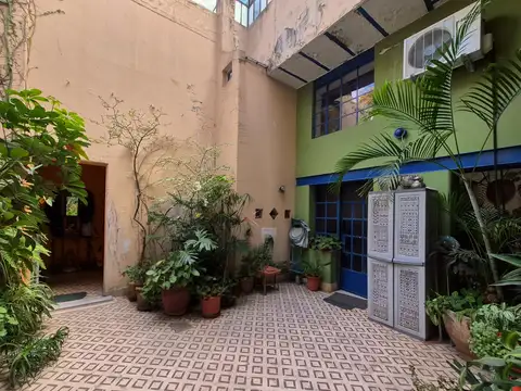Depto Tipo Casa en Venta en Colegiales, USD 175.000