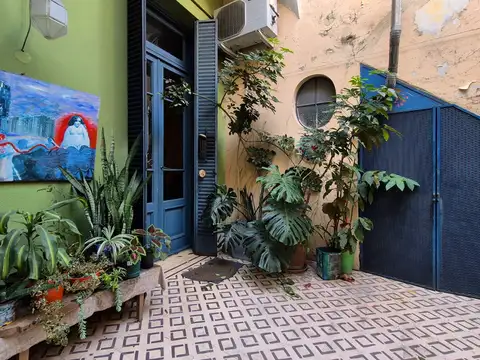 Depto Tipo Casa en Venta 80 años