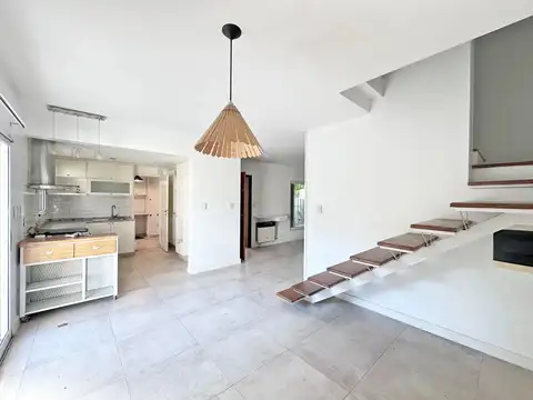 JOAQUIN V GONZALEZ 2000