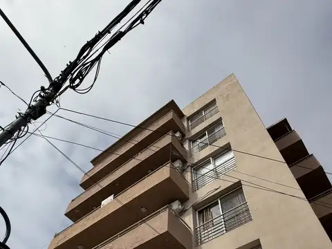 Departamento amplio y céntrico a la venta en Campana