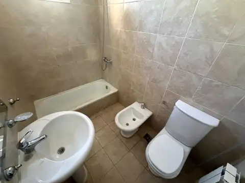 Departamento amplio y céntrico a la venta en Campana