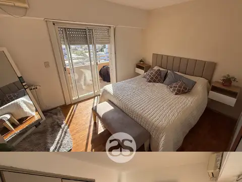 Departamento amplio y céntrico a la venta en Campana
