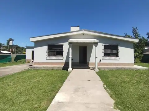 VENDO casa cuatro dormitorios ANISACATE, CORDOBA