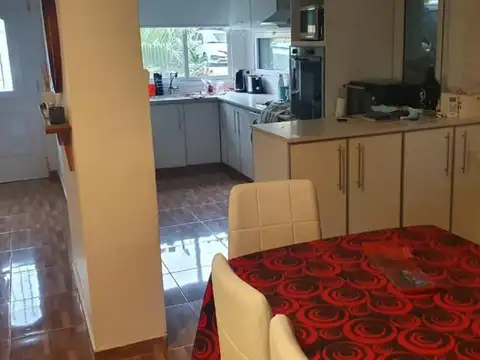 Casa en Alquiler Temporal en La Montura, USD 3.000