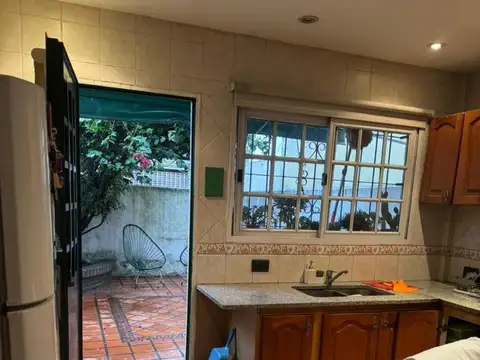 Depto Tipo Casa en Alquiler en Villa Sarmiento, $ 800.000