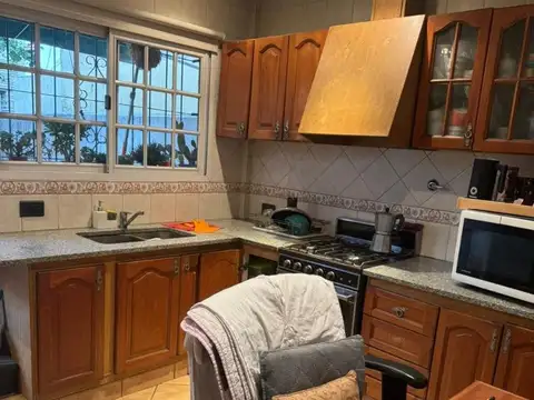 Depto Tipo Casa en Alquiler de 2 dormitorios