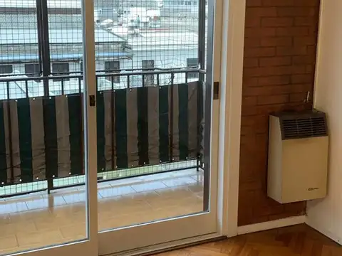 Departamento de 2 ambientes en excelente estado – Av. Belgrano 555, Piso 3D, Avellaneda